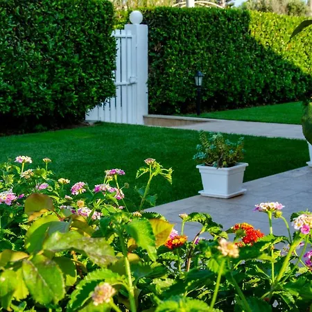 Дом отдыха La Tonnara Casesicule, Private Far 50 M From The *